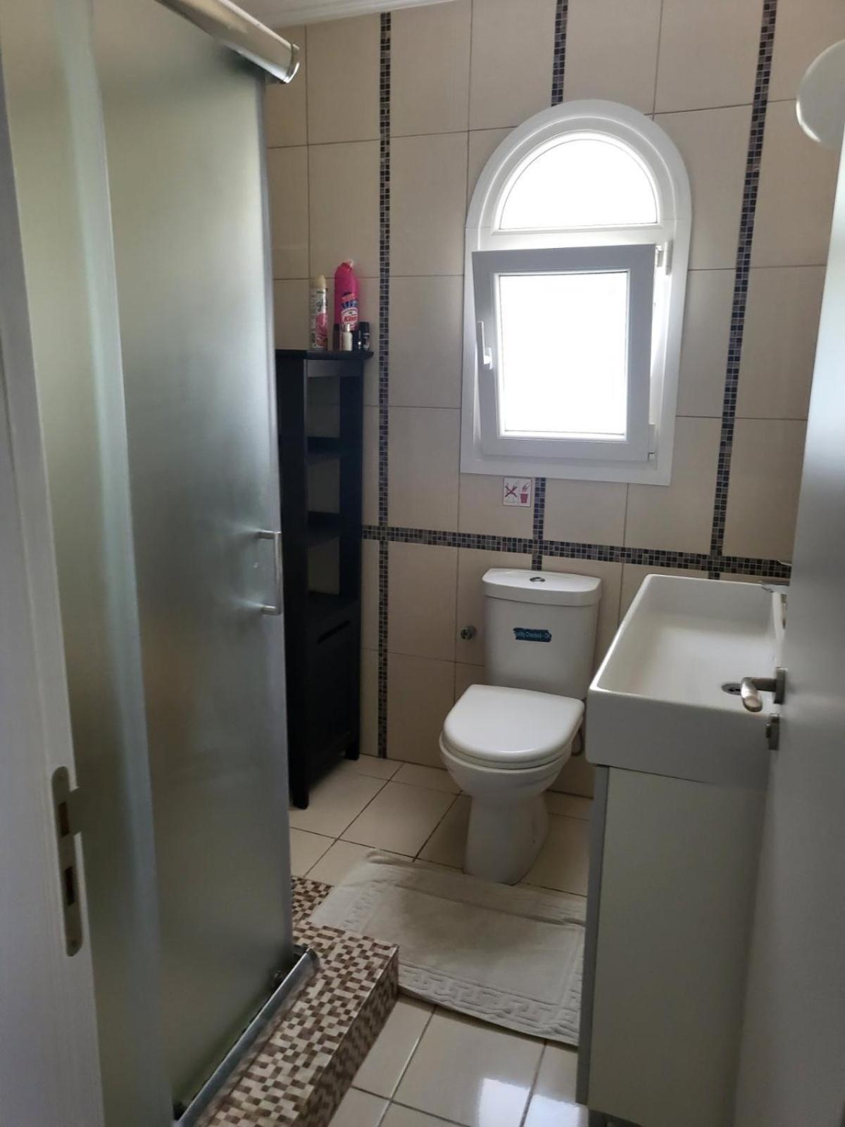 Villa Neyla Four Bedroom Coral Bay Beach Front Екстериор снимка