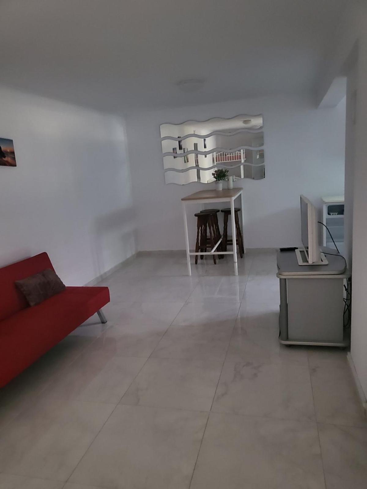 Villa Neyla Four Bedroom Coral Bay Beach Front Екстериор снимка